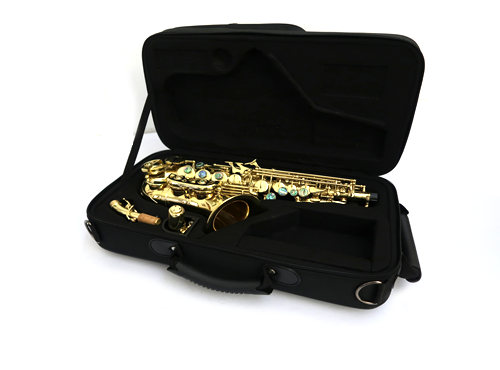 Saxo Soprano Curvo Boehm Study Lacado estuche 